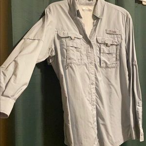 Women’s Columbia brand PFG button down